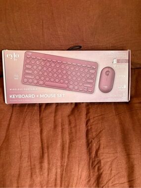 Wireless Keyboard & Mouse Set — Maroon